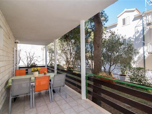 Holiday Home/Apartment - 6 persons -  - 21400 - Supetar