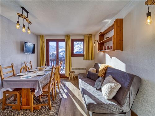 Holiday apartment - 6 persons -  - Les Menuires - 73440