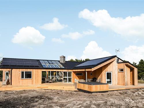 Sommerhus - 16 personer -  - Engesøvej - Vejers - 6853 - Vejers Strand