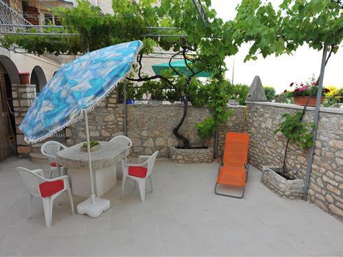 Holiday Home/Apartment - 2 persons -  - Sutivan - 21400 - Sutivan