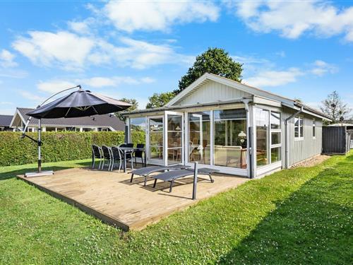 Holiday home - 5 persons -  - Lærkevænget - Hasmark - 5450 - Otterup