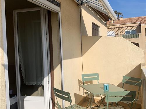 Holiday Home/Apartment - 4 persons -  - Avenue Pierre Brossolette - 11560 - Fleury
