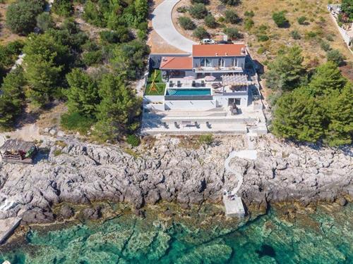 Holiday home - 6 persons -  - Karbuni bb - Korcula-Karbuni - 20271 - Karbuni