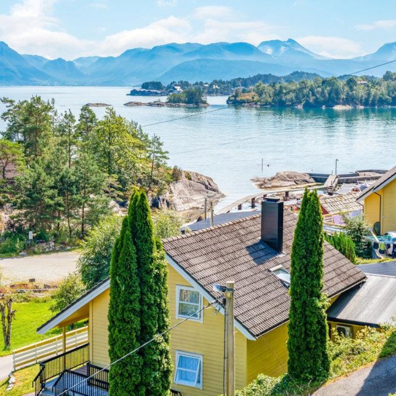 Sommerhus - 10 personer -  - Hatlestrandsvegen - Gjermundshamn - 5635 - Hatlestrand