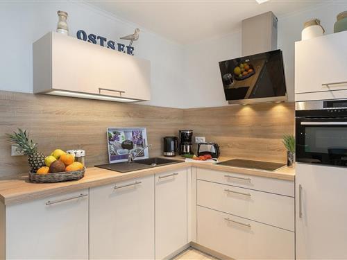 Holiday Home/Apartment - 4 persons -  - Bebelstrasse - 18375 - Prerow