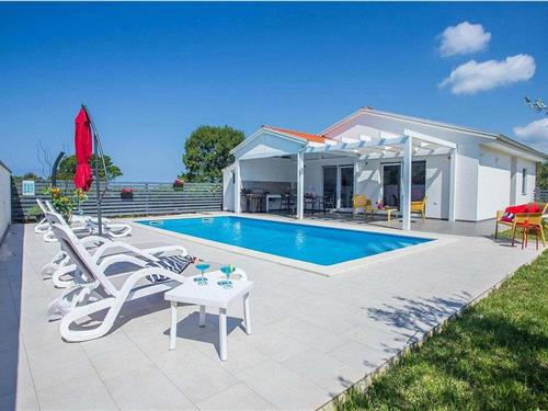 Holiday home - 4 persons -  - Balizerka - 52100 - Pula