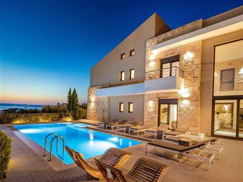 Holiday home - 8 persons -  - Almyrida - 73008