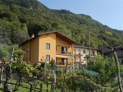 Holiday Home/Apartment - 5 persons -  - Gravedona - 22015