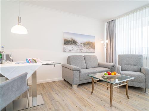 Holiday Home/Apartment - 2 persons -  - Steinmannstraße 7 - - 25980 - Westerland Auf Sylt