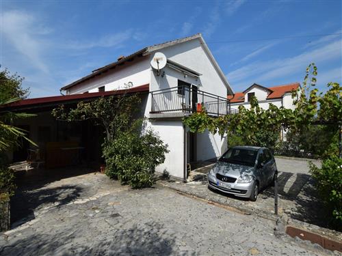 Ferielejlighed - 7 personer -  - Maslinska ulica 25, Vantacici - 51511 - Malinska