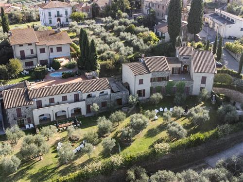 Holiday home - 26 persons -  - Lucignano - 52046