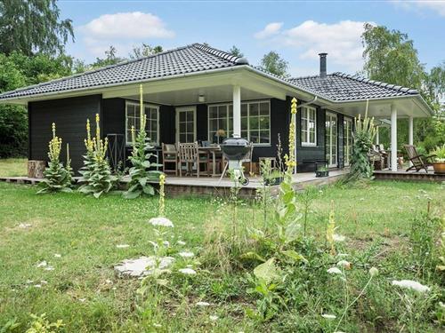 Holiday Home/Apartment - 4 persons -  - Multebærvænget - Hald - 3390 - Hundested