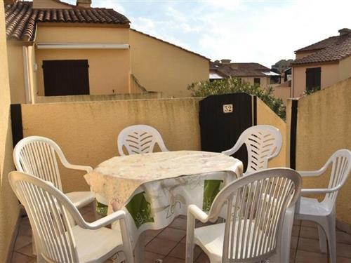 Holiday Home/Apartment - 5 persons -  - 11370 - Leucate