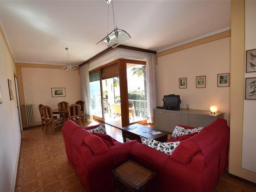 Sommerhus - 6 personer -  - 28921 - Cannero Riviera