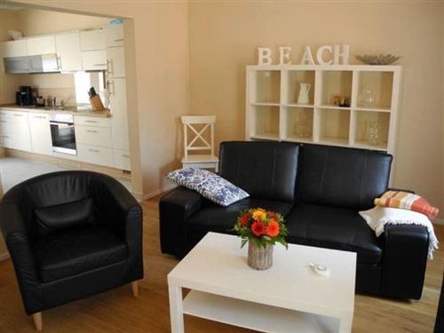 Holiday Home/Apartment - 4 persons -  - Hindenburgstraße - 26757 - Borkum