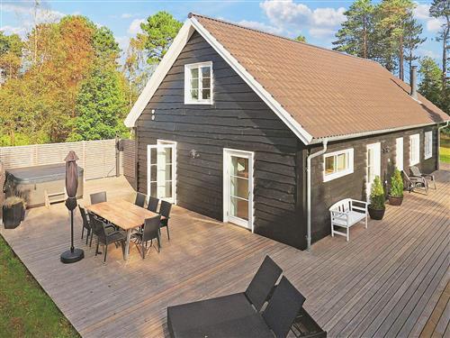 Holiday Home/Apartment - 8 persons -  - Hyacintvej - 9940 - Læsø