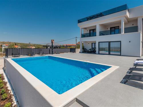 Holiday home - 10 persons -  - Tinj bb - Biograd-Tinj - 23423 - Tinj