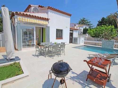 Holiday Home/Apartment - 6 persons -  - 17487 - Empuriabrava