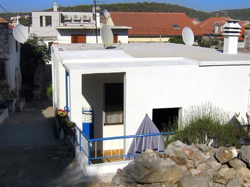 Holiday apartment - 4 persons -  - Ante Beraka - 22240 - Tisno