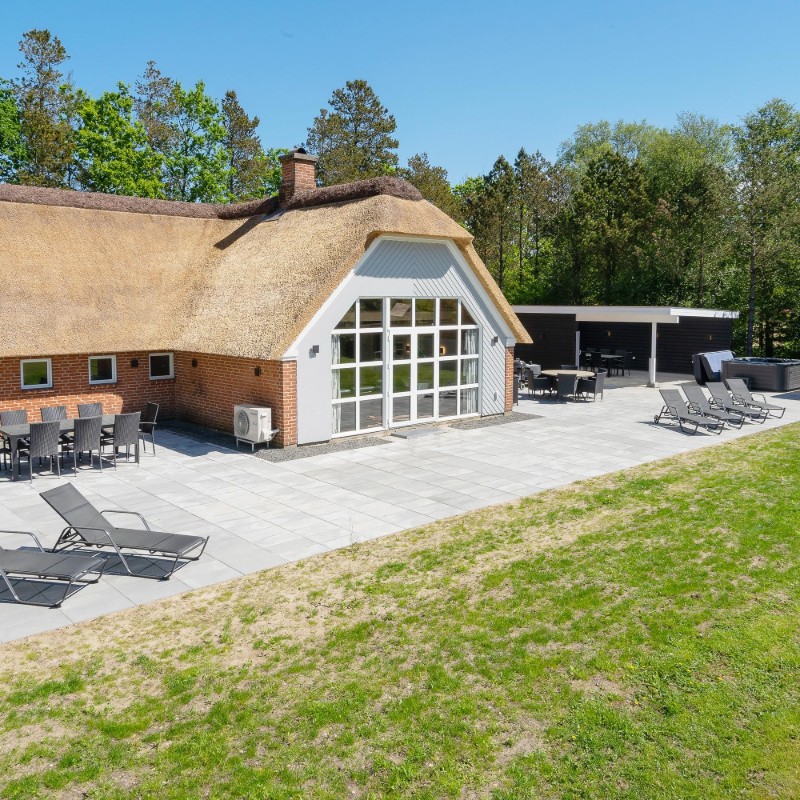 Sommerhus - 9 personer -  - Hedevang - Houstrup - 6830 - Nr. Nebel