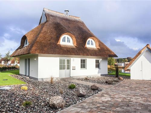 Sommerhus - 6 personer -  - 18356 - Fuhlendorf