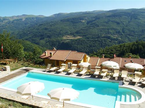 Chalet - 6 personer -  - 51024 - Cutigliano