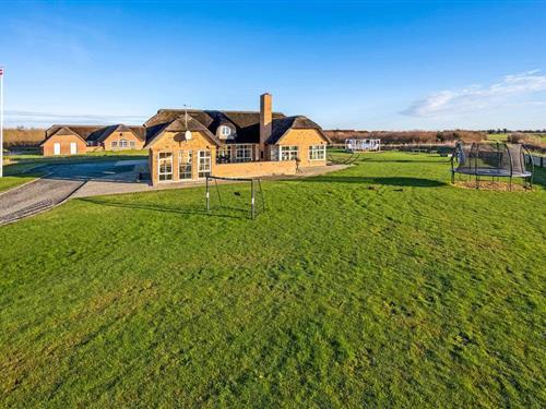 Sommerhus - 10 personer -  - Øbyvej - Vedersø Klit - 6990 - Ulfborg