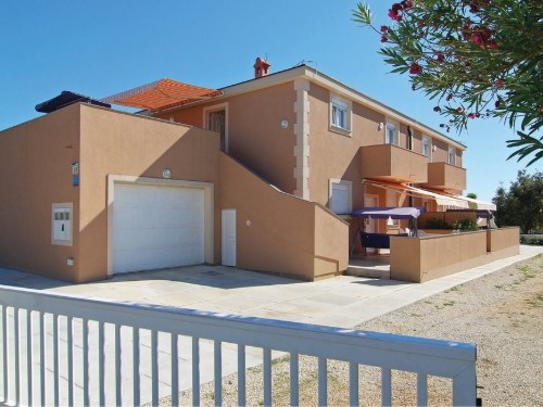 Holiday apartment - 4 persons -  - Stari put - 23234 - Vir