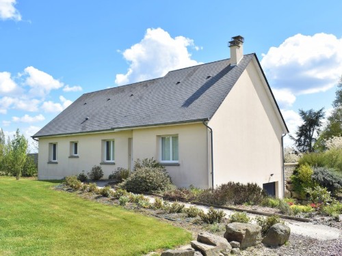 Holiday home - 8 persons -  - L'Oblinière - 14350 - Montchamp