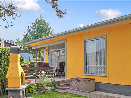 Holiday Home/Apartment - 4 persons -  - Bungalowsiedlung am Labussee - 17255 - Wesenberg