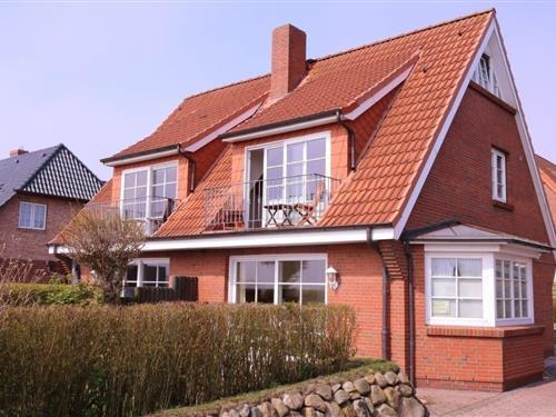 Holiday Home/Apartment - 2 persons -  - Am Ringhoog - 25980 - Westerland