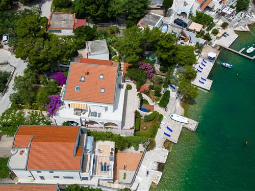 Holiday Home/Apartment - 6 persons -  - Repic - Ploce-Klek - 20356 - Klek