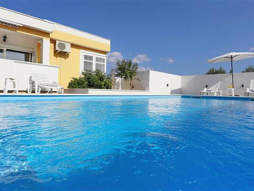 Feriehus - 6 personer -  - Saline - Zadar - Posedarje - 23242 - Podgradina