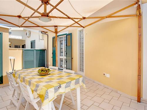 Holiday Home/Apartment - 6 persons -  - 96017 - Reitani