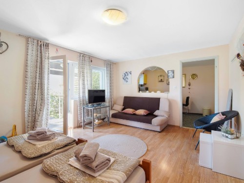 Holiday apartment - 3 persons -  - 22010 - Šibenik-Brodarica