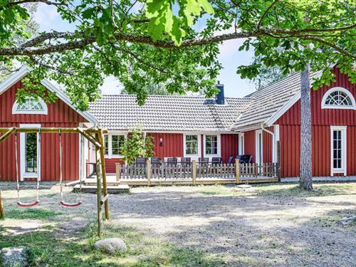 Holiday Home/Apartment - 18 persons -  - Enemansväg - 387 90 - Köpingsvik