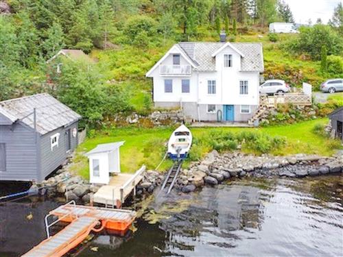  - 6 personer -  - Frøysjøvegen - Mulehamn - 6723 - Svelgen