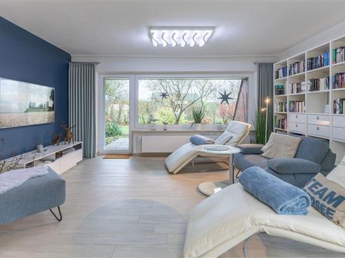 Holiday home - 4 persons -  - Süderhafen - 25845 - Nordstrand