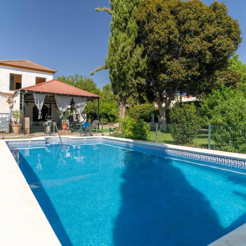 Sommerhus - 8 personer -  - Av. Europa - 41210 - Guillena