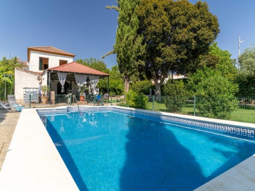 Sommerhus - 8 personer -  - Av. Europa - 41210 - Guillena