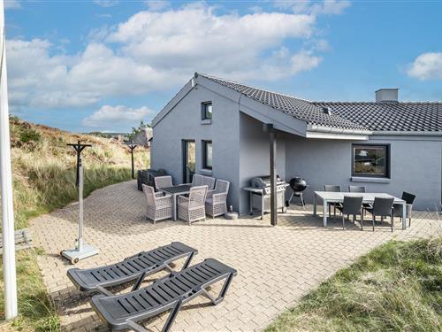 Sommerhus - 10 personer -  - Hjelmevej 57 B - 6854 - Henne Strand