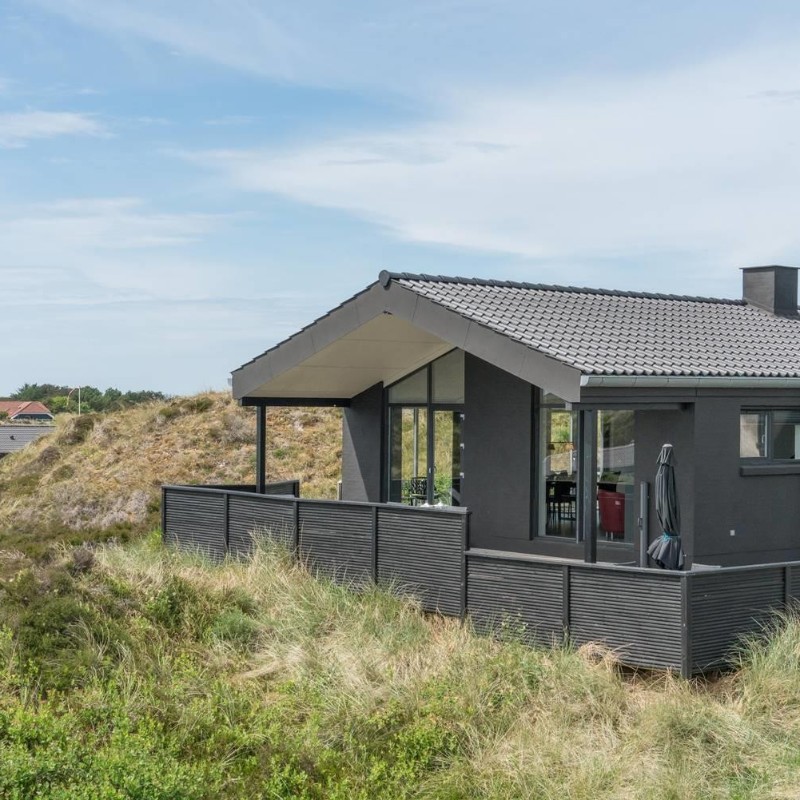 Sommerhus - 10 personer -  - Hjelmevej 57 B - 6854 - Henne Strand