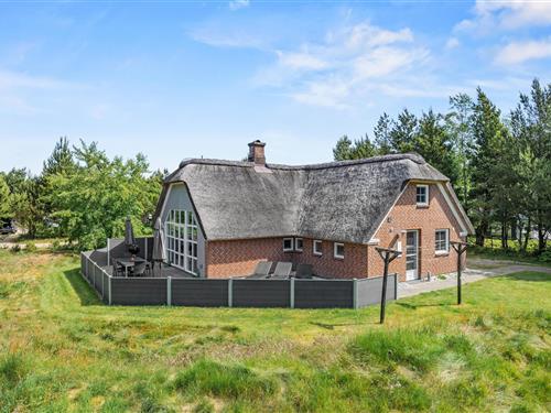 Sommerhus - 8 personer -  - Skovvang - Houstrup - 6830 - Nr. Nebel