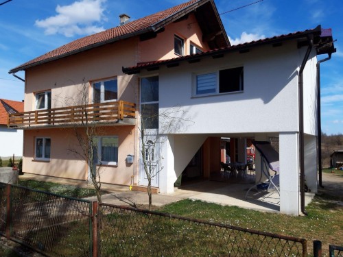 Ferielejlighed - 4 personer -  - Lipovaca - 47245 - Rakovica