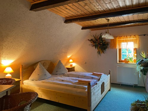 Zimmer - 2 Personen -  - Hauptstraße - 01833 - Stolpen
