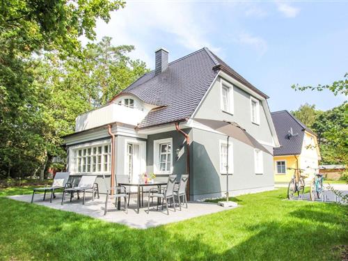 Semesterhus/Semesterlägenhet - 7 personer -  - Buchenstraße - 18375 - Prerow