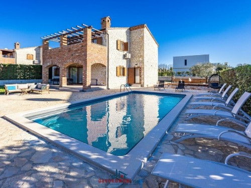 Villa - 8 persons -  - 52342 - Butkovici