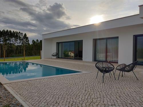 Holiday Home/Apartment - 8 persons -  - 2460-344 - Alcobaça