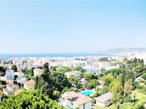 Ferienhaus - 4 Personen -  - 06160 - Juan Les Pins