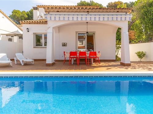 Villa - 8 persons -  - 17130 - L'escala